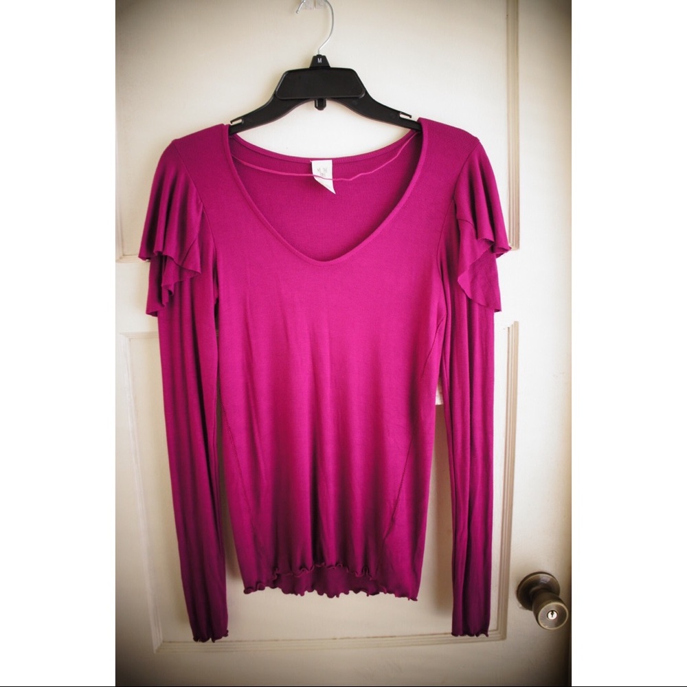 Free People On Rewind Ruffle Lettuce Edge Trim Top - Picture 2 of 7